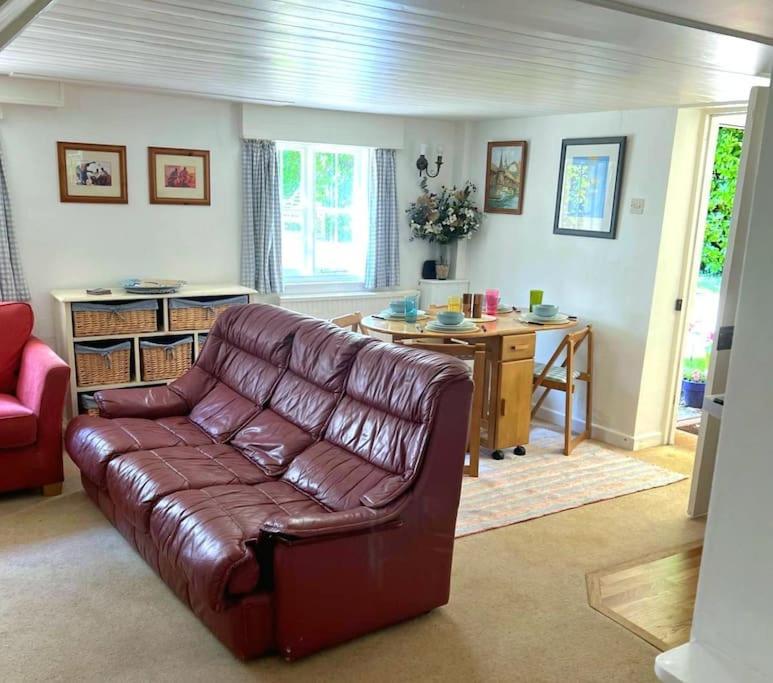 Landford'S Cottage, Your Retreat! Eksteriør bilde