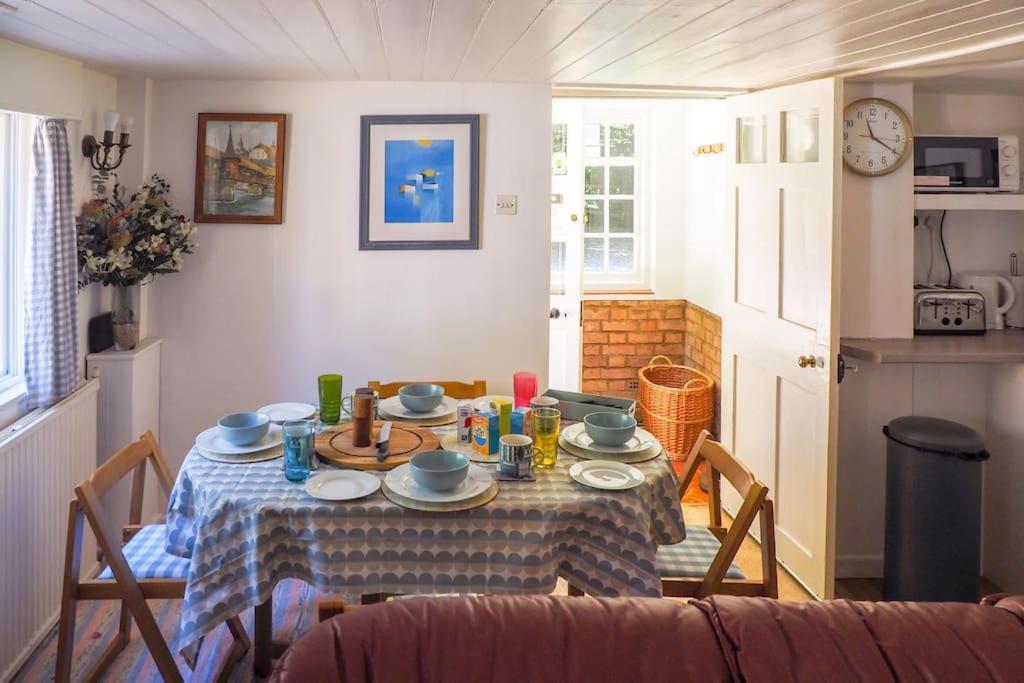 Landford'S Cottage, Your Retreat! Eksteriør bilde